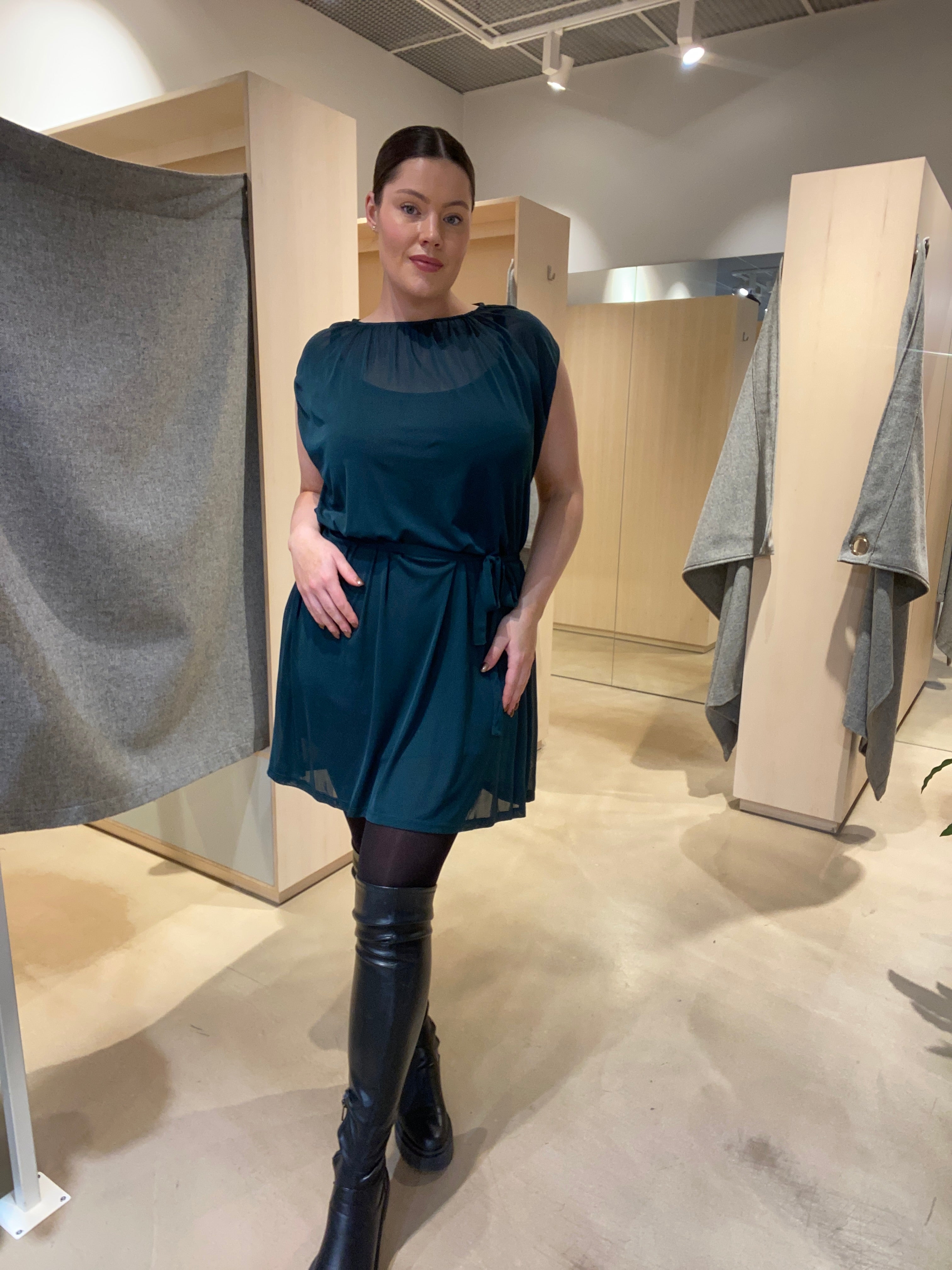 VILEGUNA Midi Dress - Ponderosa Pine